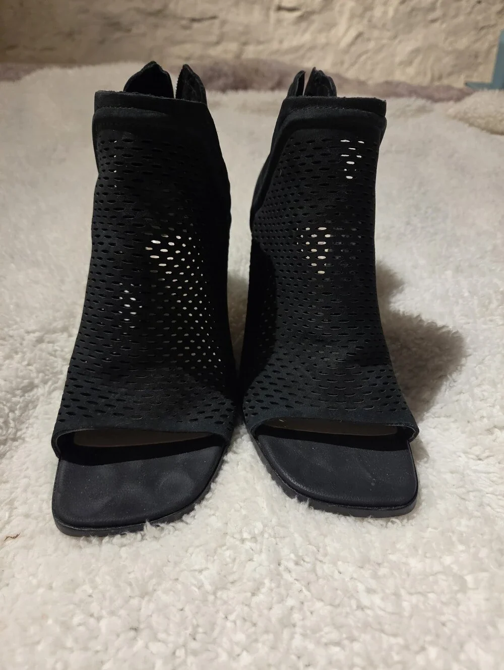 Vince Camuto Block Heel Open Toed Bootie - Sz7
